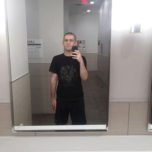 Meet your Posher, Todd